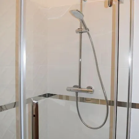 Apartament 156 *